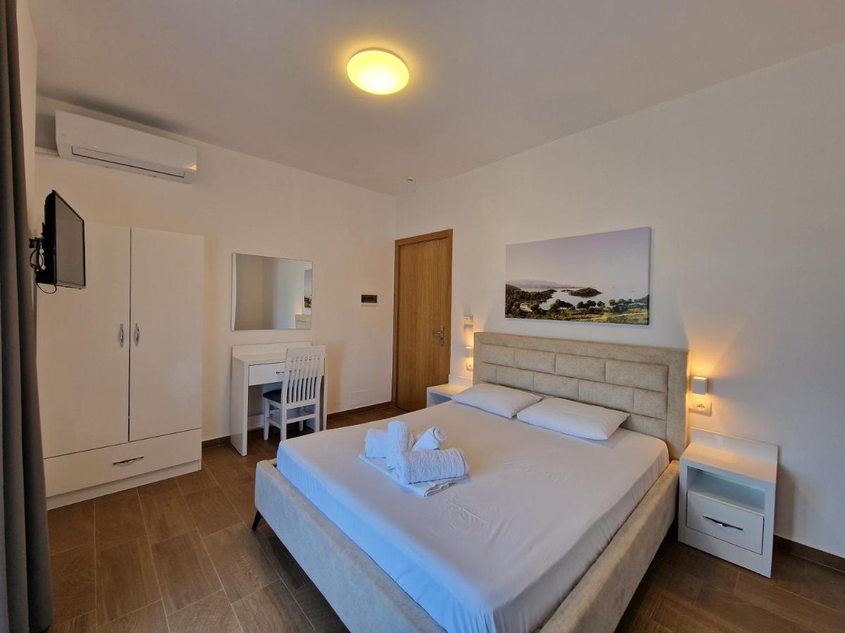 Hotel Queen Margaret Seaside Ksamil Zewnętrze zdjęcie