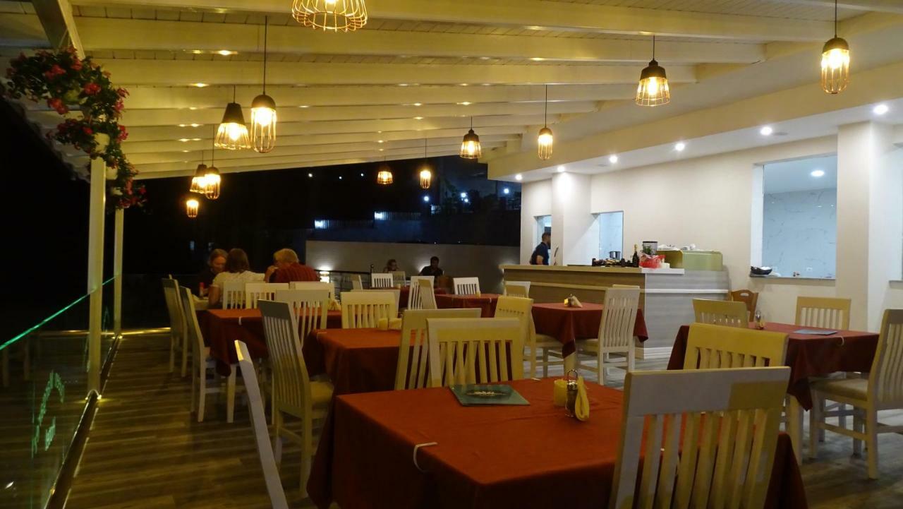 Hotel Queen Margaret Seaside Ksamil Zewnętrze zdjęcie